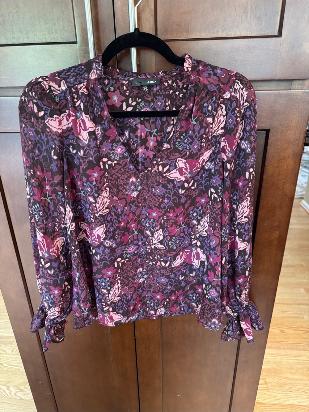 Aqua Floral V-Neck Long Sleeve Blouse in Purple and Pink